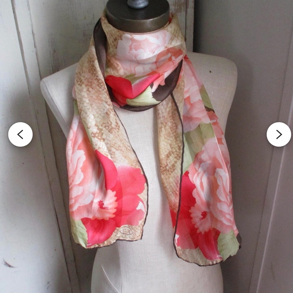 Vintage Oscar de la Renta 100% Silk floral scarf 12X53